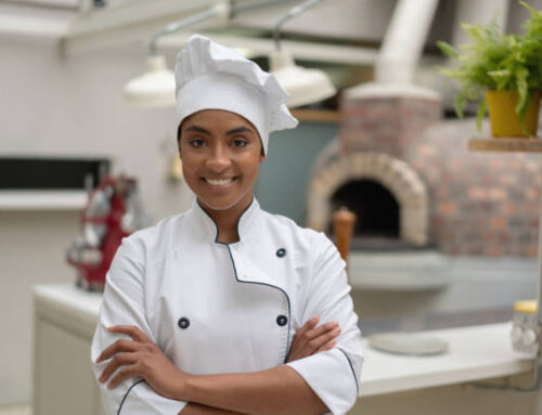 4 Things to Consider Before Choosing a Career in Food Service